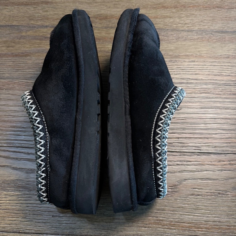 UGG Tasman Black Suede Sheepskin Lined Slip On Clog Slippers Women's 6 - Picture 7 of 12